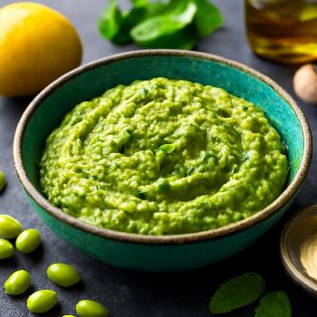 Dip d'edamame crémeux au citron et à la menthe