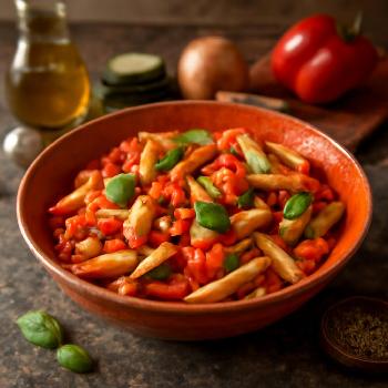 Pâtes complètes aux légumes et sauce tomate maison