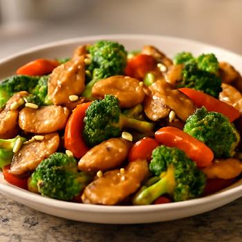 Sauté de Poulet Anti-Inflammatoire au Gingembre et à l'Ail