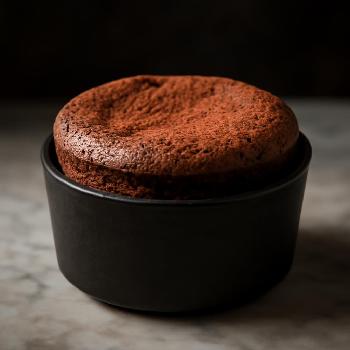 Soufflé au Chocolat Ultime : La Légèreté Incarnée