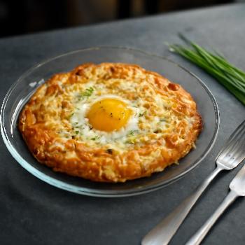 Galette de pommes de terre et fromage pour un brunch gourmand