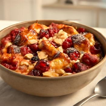 Gratin de Brioche aux Fruits Rouges et Mascarpone