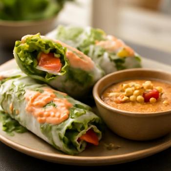 Rouleaux d'été vietnamiens à la sauce aux arachides